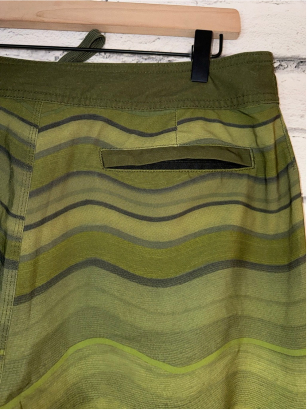 Men's Prana Board Shorts size 34 Medium Green Striped Unlined Swim Trunks - Picture 9 of 11